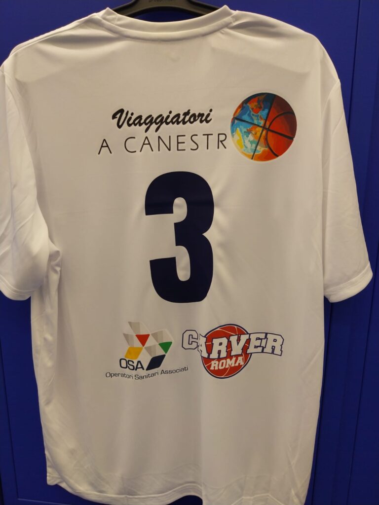 Nuova maglia basket con loghi e numero